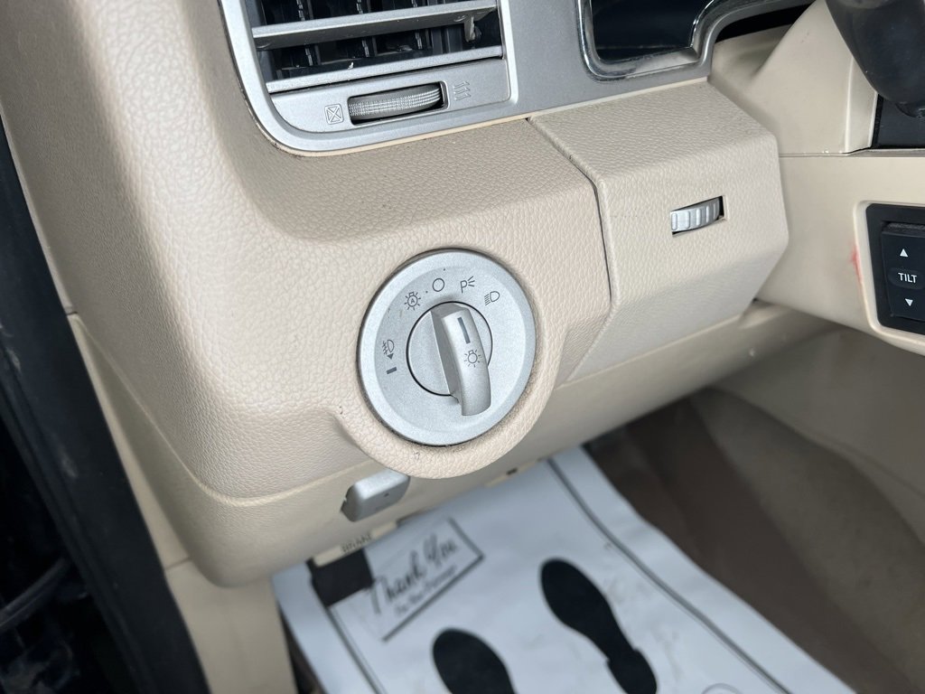 Used 2008 Lincoln Navigator L 4WD image 16