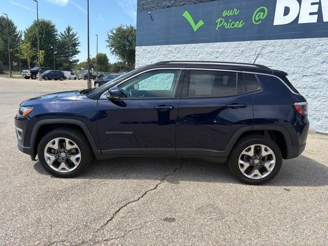 Used 2019 Jeep Compass Limited AWD/4WD image 2