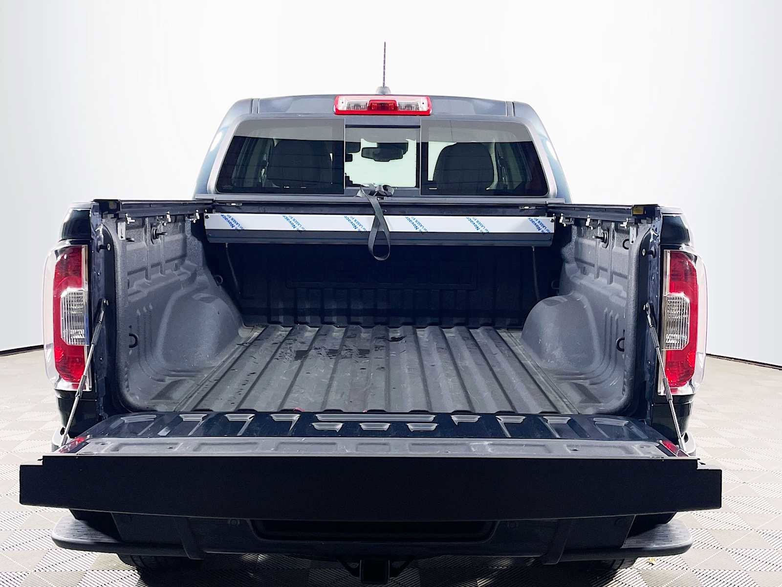 Used 2021 GMC Canyon Denali image 24