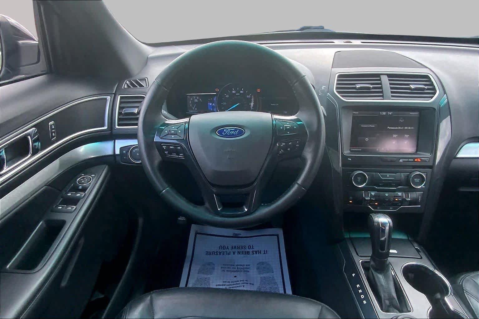 Used 2016 Ford Explorer XLT w/ Equipment Group 202A AWD/4WD image 6