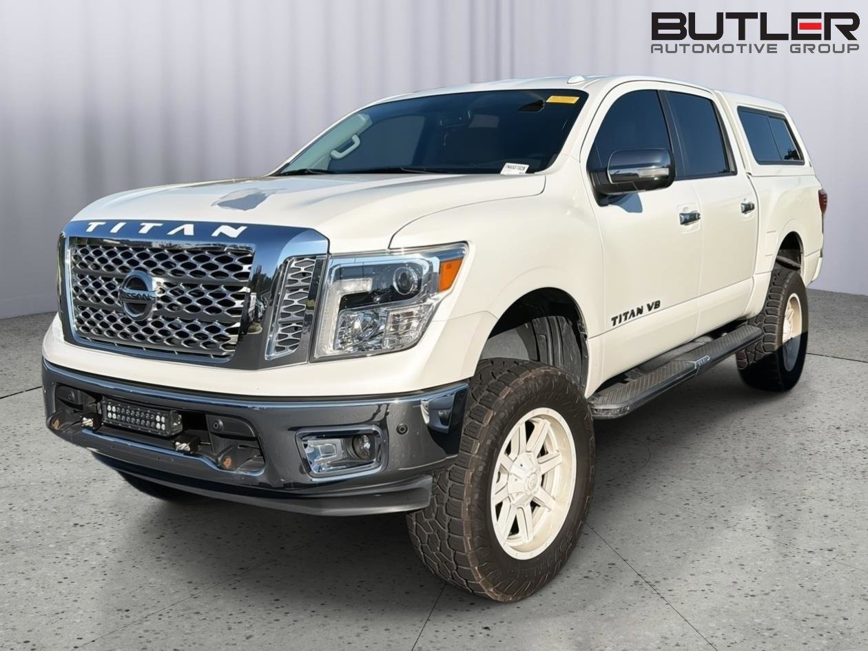 Used 2018 Nissan Titan SL AWD/4WD image 2