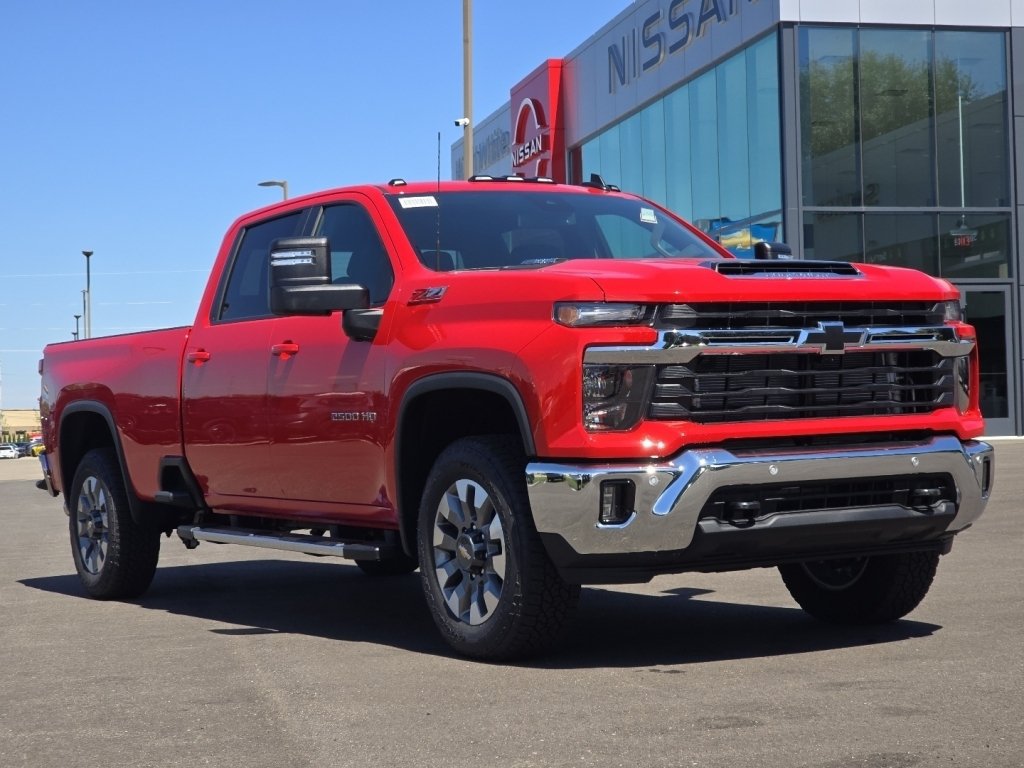 New 2026 Chevrolet Silverado 2500 LT w/ All Star Edition AWD/4WD image 2