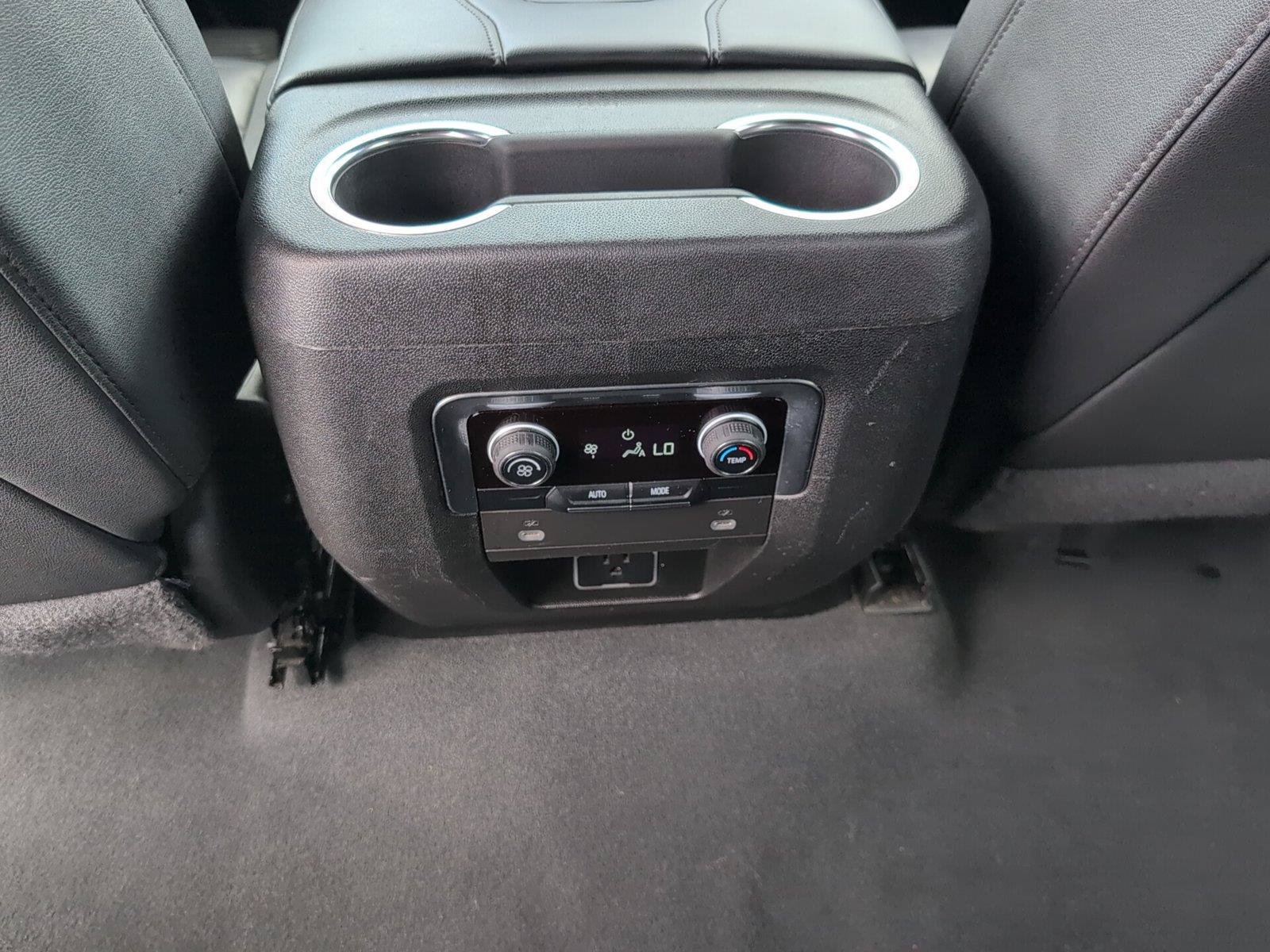 Used 2024 Chevrolet Tahoe LT RWD image 21