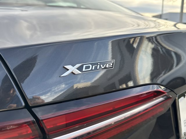 Certified 2025 BMW 530i xDrive image 8