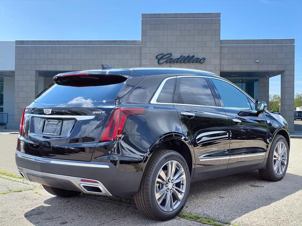 New 2025 Cadillac XT5 Premium Luxury w/ LPO, Floor Liner Package image 4
