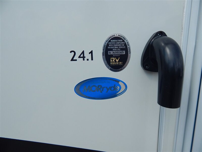 Used 2022 Ford E-350 and Econoline 350 Super Duty w/ A/C Prep Package RWD image 24