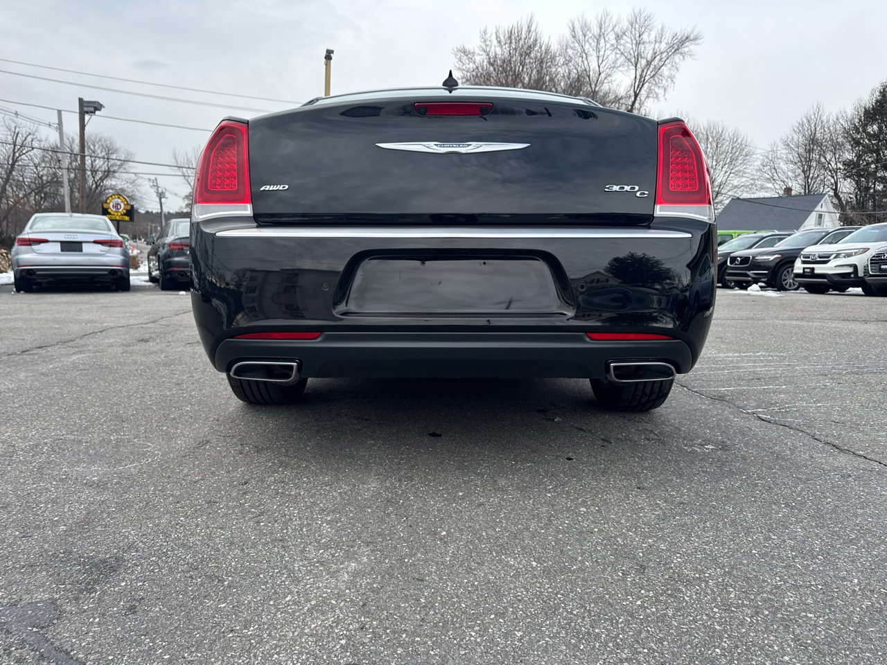 Used 2016 Chrysler 300 C Platinum w/ Safetytec Plus Group image 10