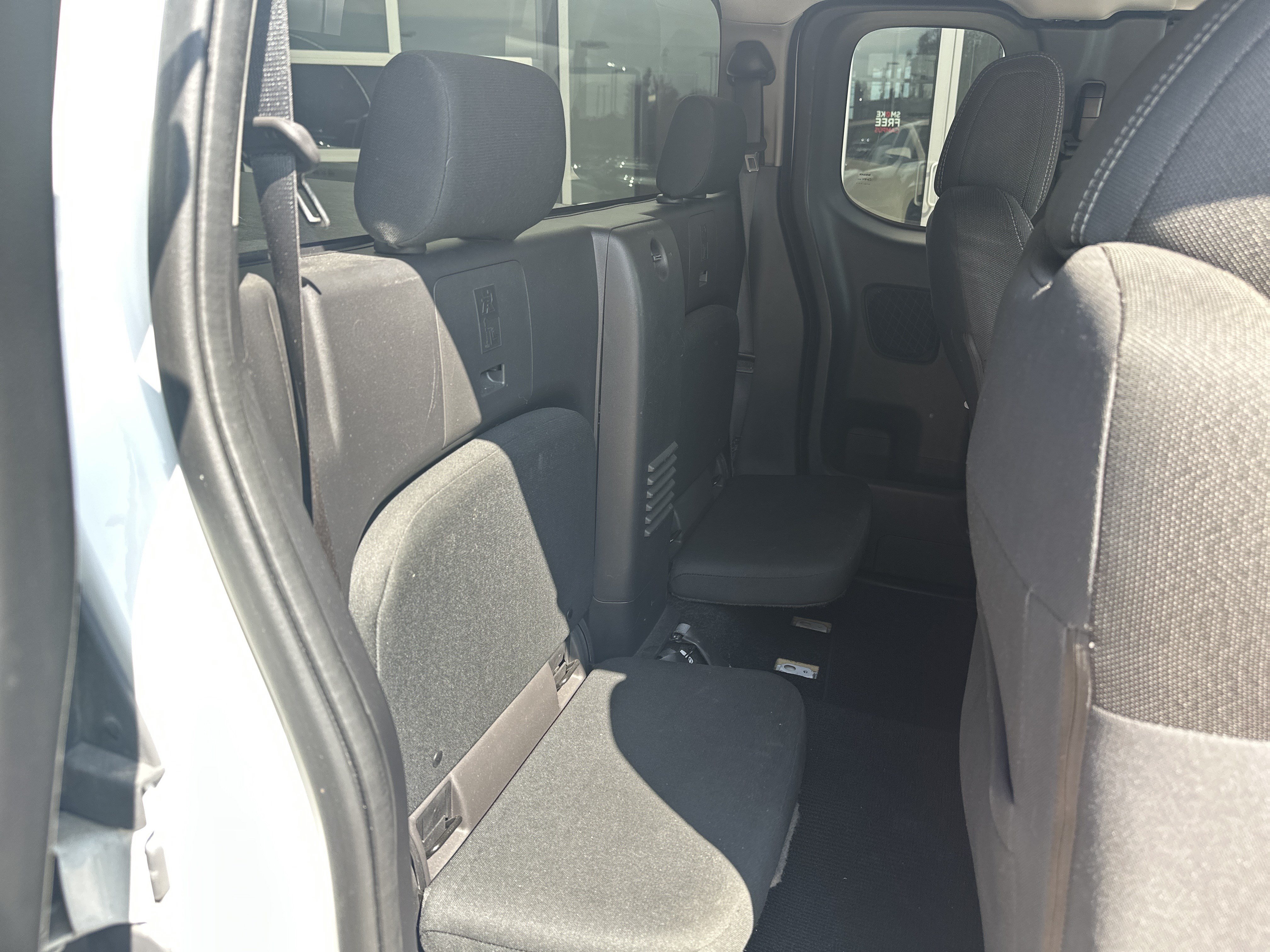 Used 2022 Nissan Frontier SV w/ Technology Package AWD/4WD image 30