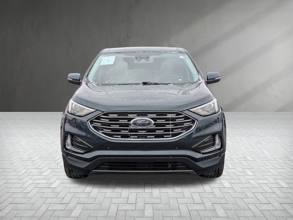 Used 2023 Ford Edge Titanium image 4