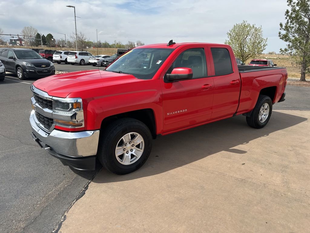 Used 2018 Chevrolet Silverado 1500 LT image 29