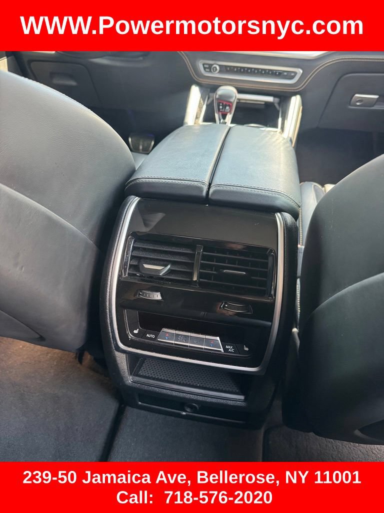 Used 2021 BMW X5 M w/ Competition Package AWD/4WD image 19