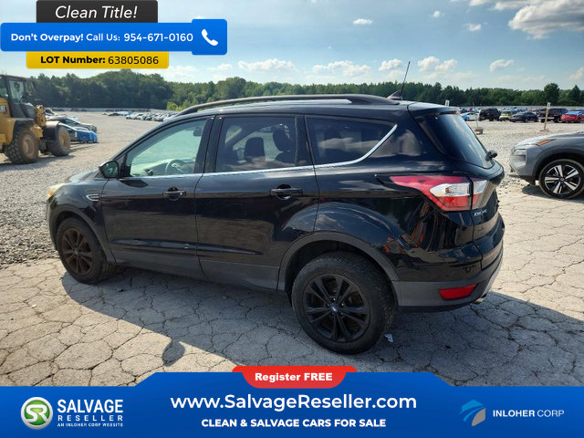 Used 2018 Ford Escape SE w/ SE Sync 3 Package AWD/4WD image 3