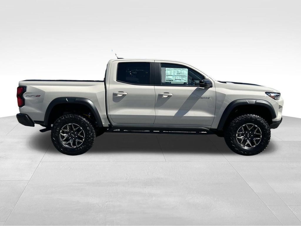New 2026 Chevrolet Colorado ZR2 w/ Technology Package AWD/4WD image 2