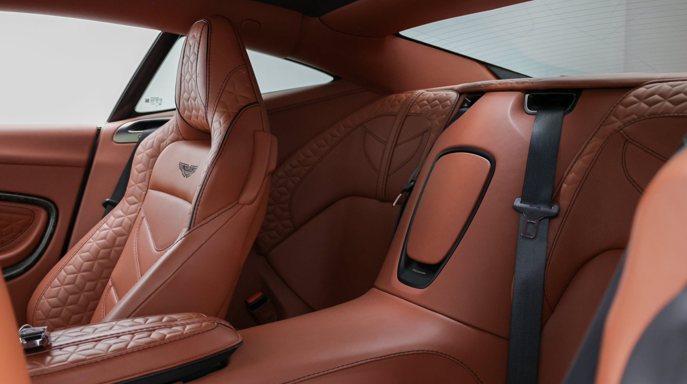 Used 2019 Aston Martin DBS Superleggera RWD image 37