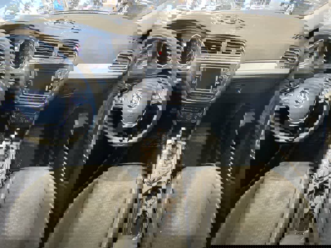 Used 2019 Volkswagen Tiguan S image 23