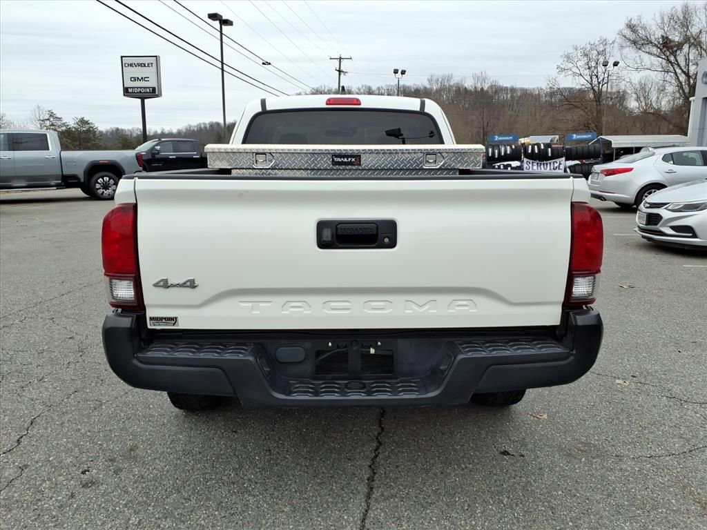 Used 2020 Toyota Tacoma SR image 5