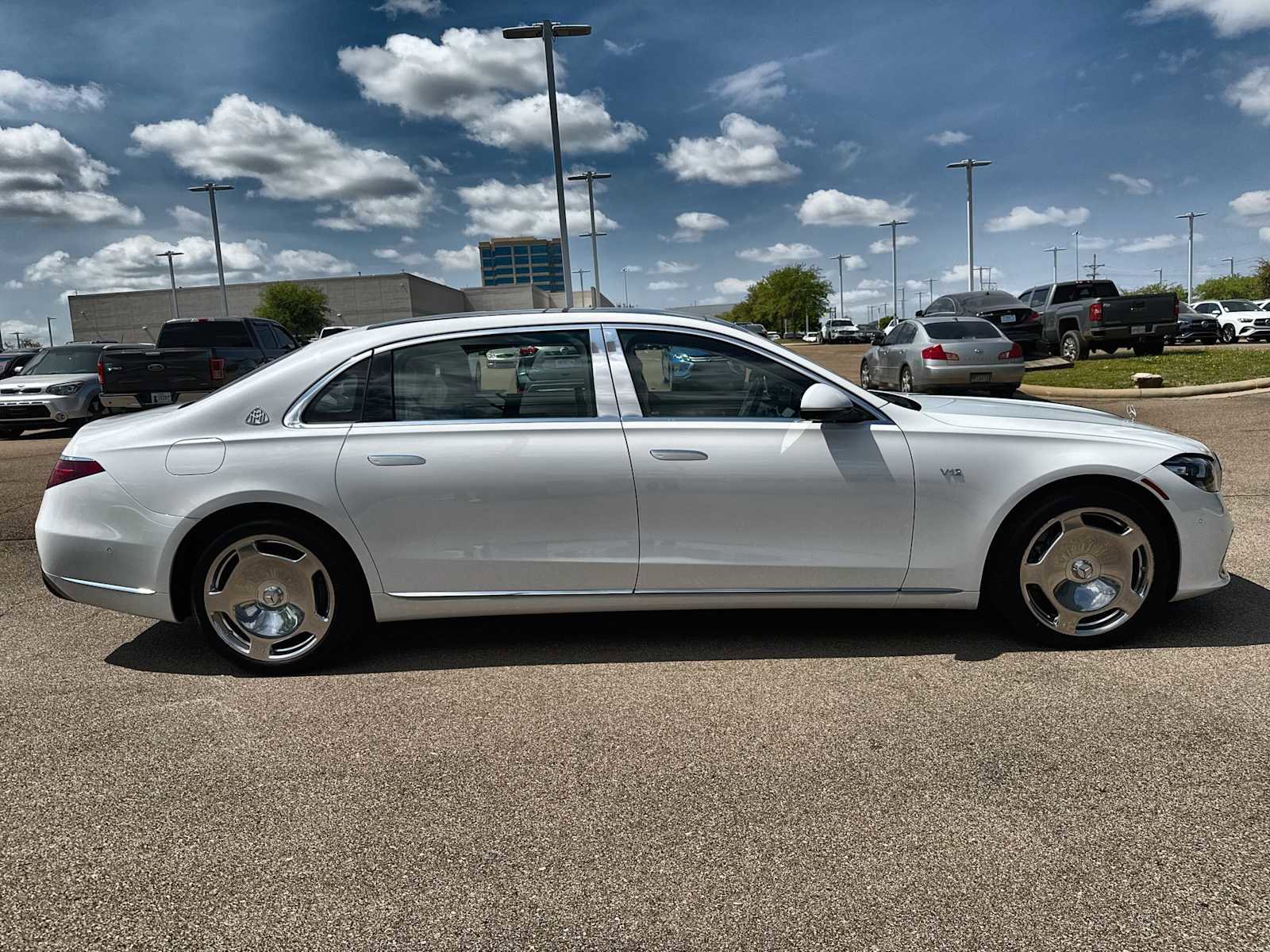 Used 2024 Mercedes-Benz Maybach S 680 4MATIC image 10