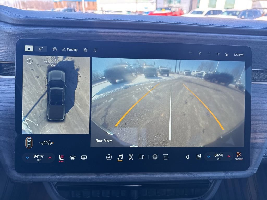 Used 2022 Rivian R1T Adventure image 21