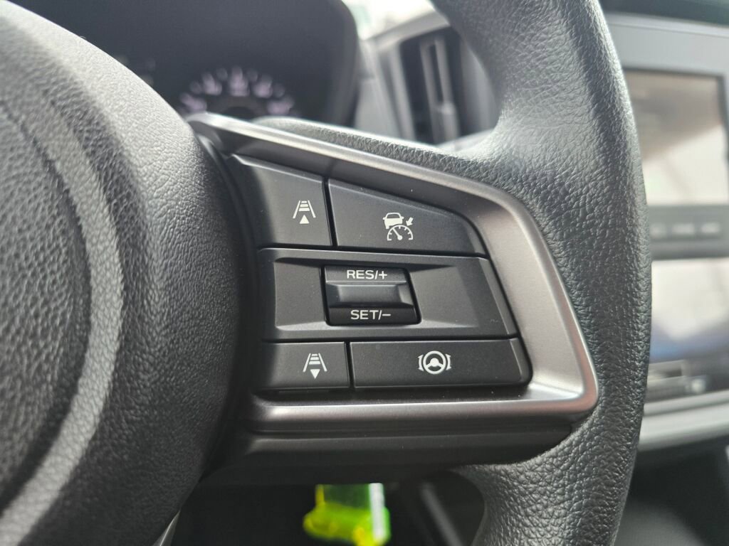 Used 2025 Subaru Impreza 2.0i image 18