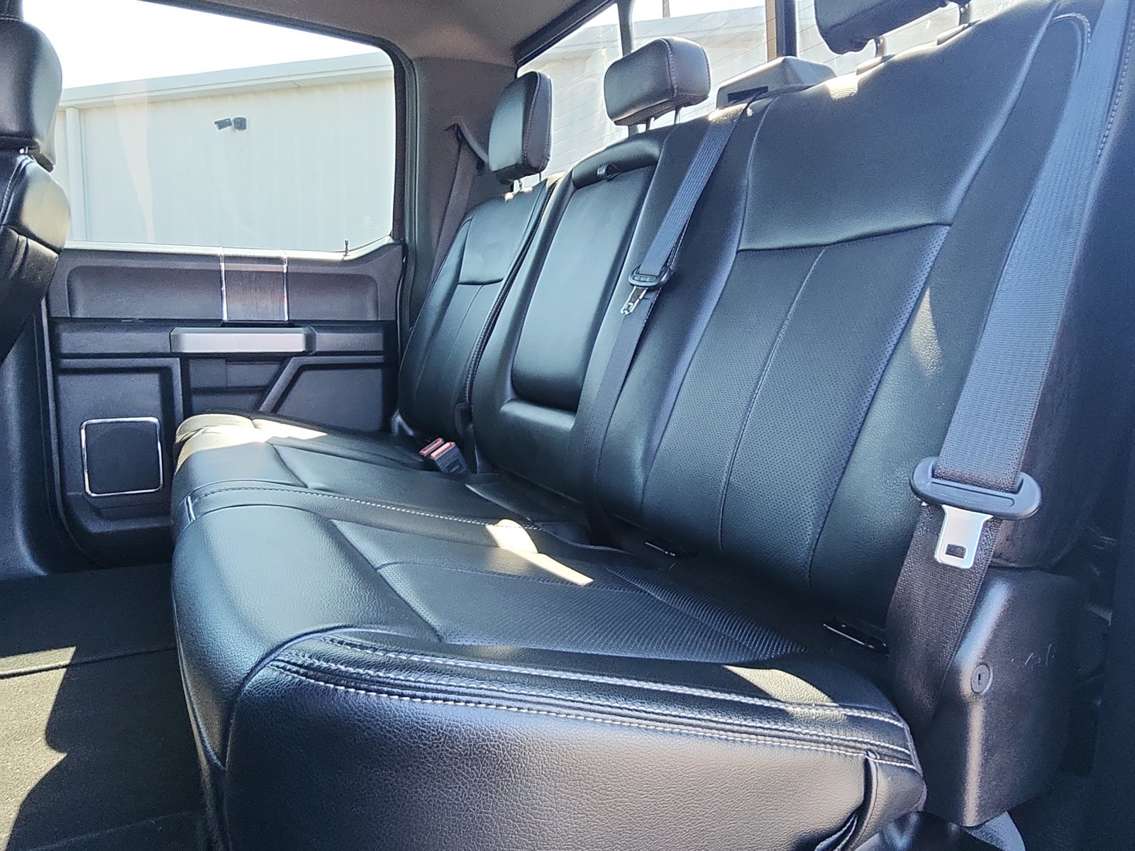 Used 2021 Ford F250 Lariat w/ Lariat Ultimate Package AWD/4WD image 23