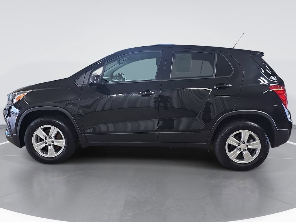 Used 2020 Chevrolet Trax LS w/ Tint and Cruise Package AWD/4WD image 7