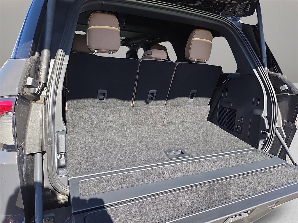 New 2026 Lincoln Navigator Black Label image 8