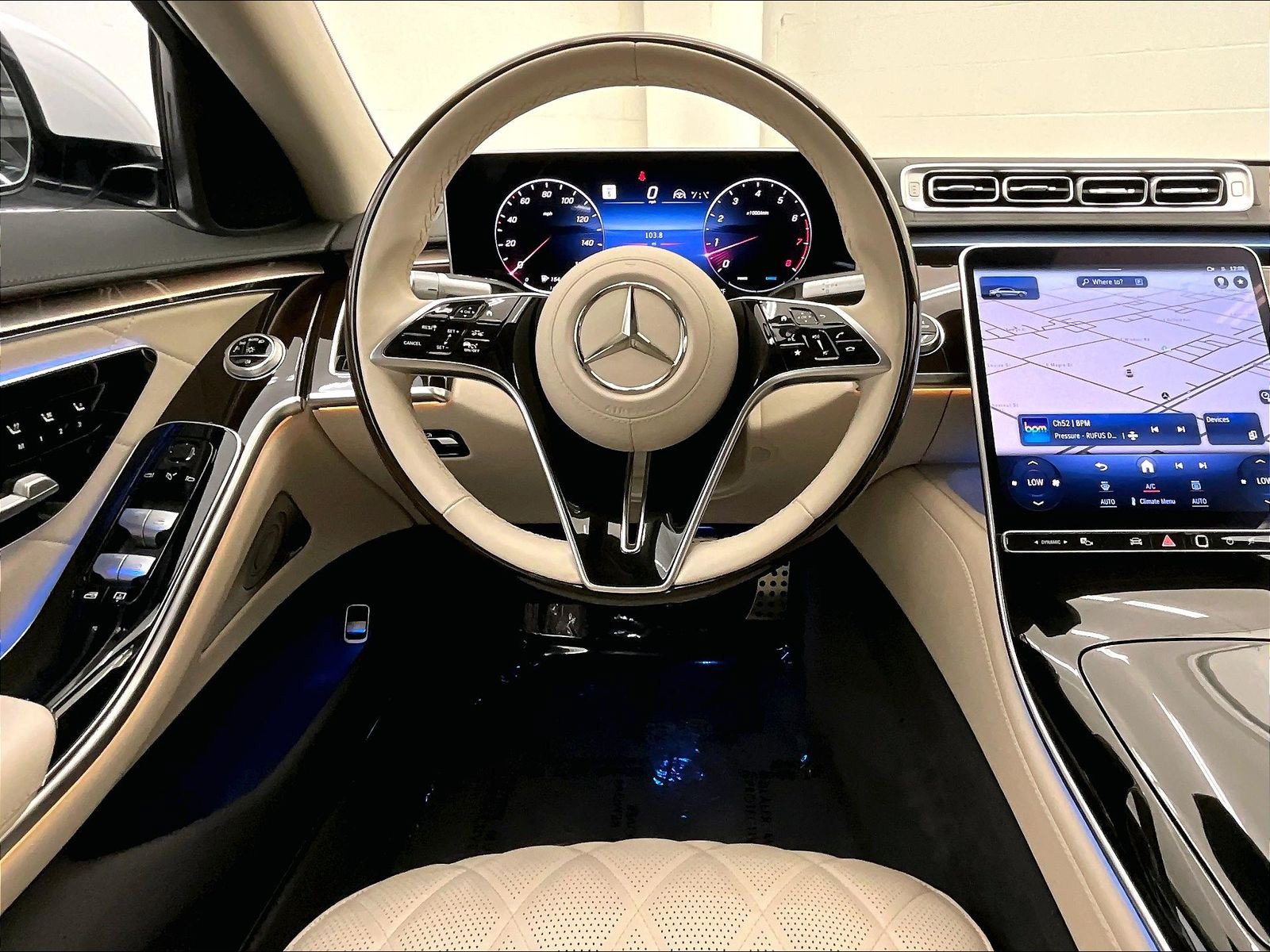 Used 2026 Mercedes-Benz S 580 4MATIC Sedan image 4