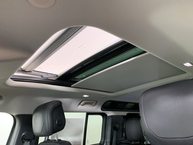 Used 2020 Land Rover Defender 110 HSE image 15