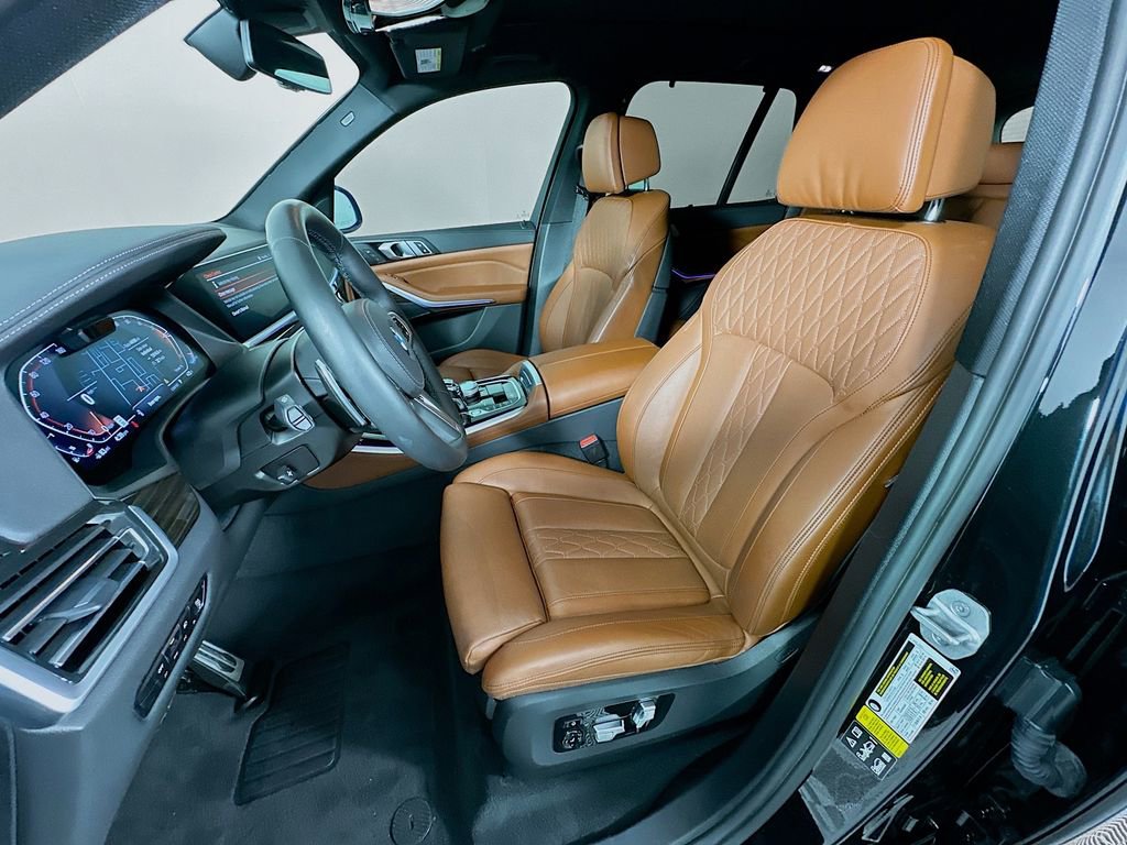 Used 2023 BMW X5 xDrive40i w/ Executive Package image 21