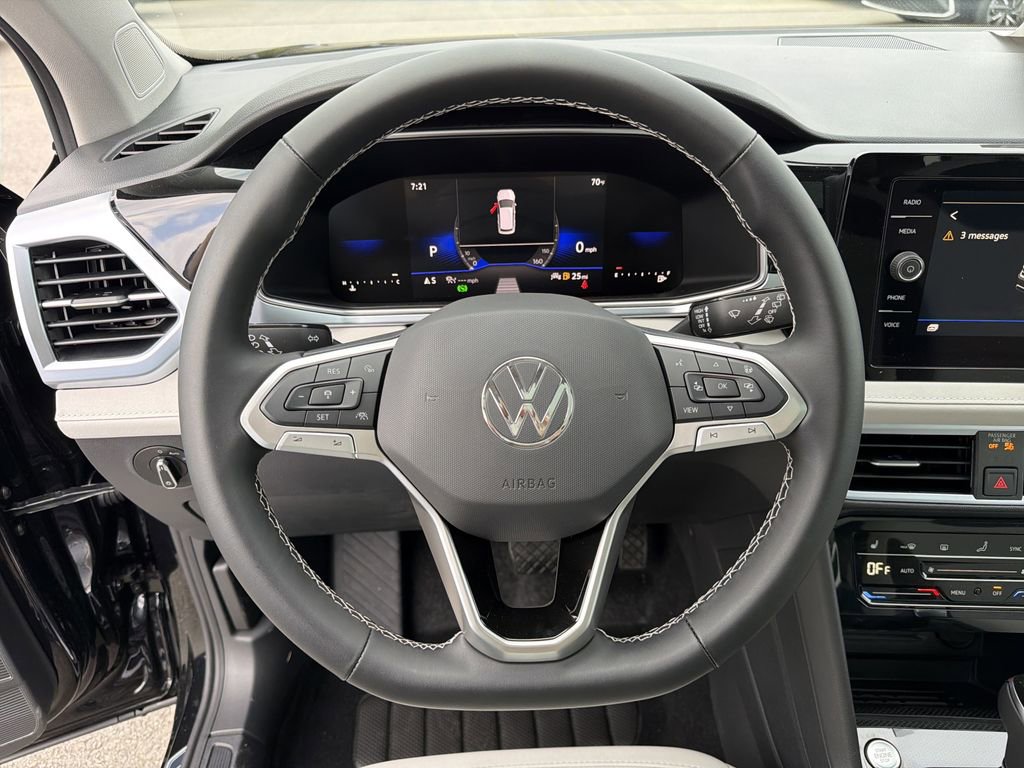 New 2026 Volkswagen Taos SE FWD image 23