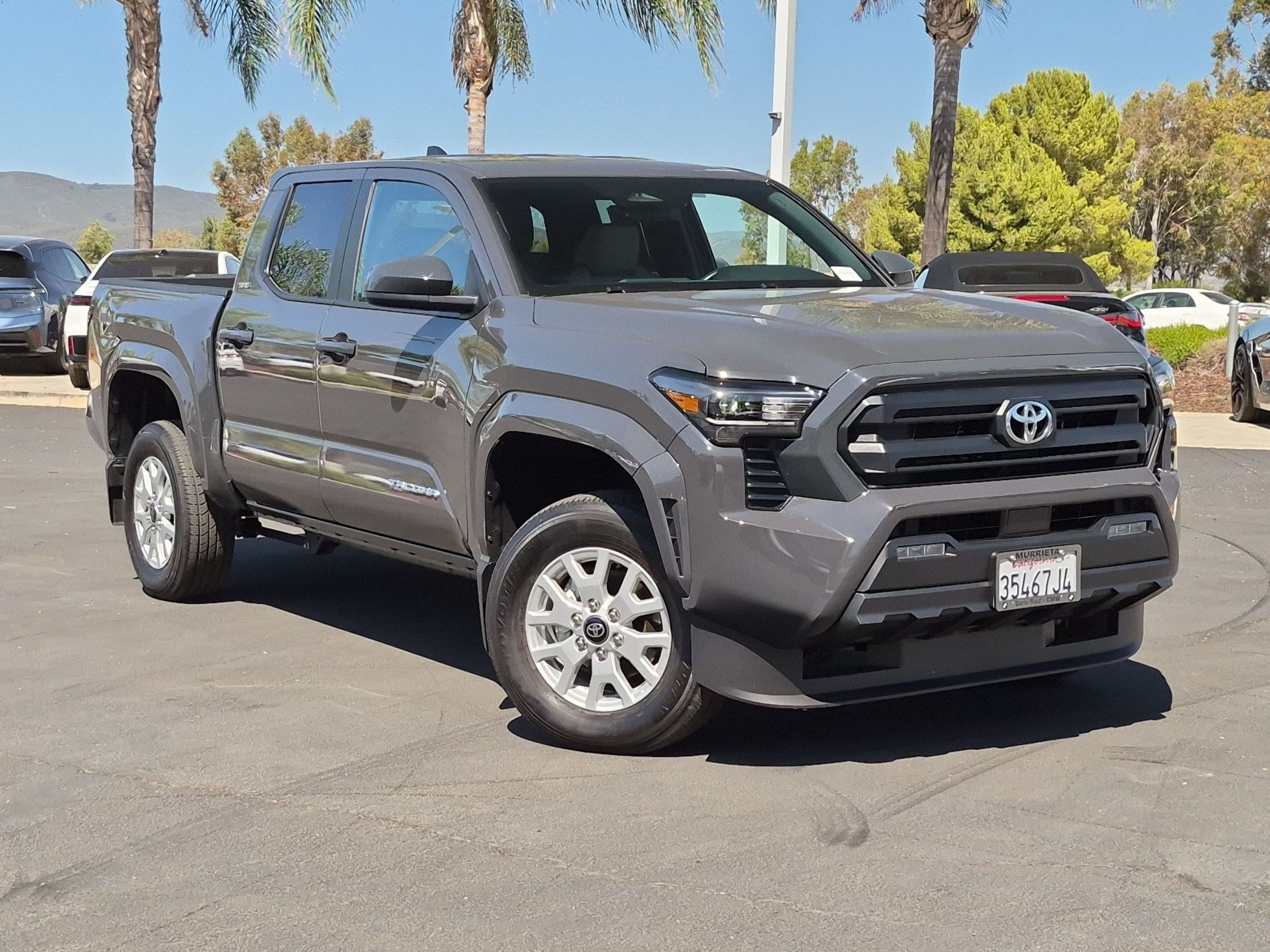 Used 2026 Toyota Tacoma SR5 AWD/4WD image 2