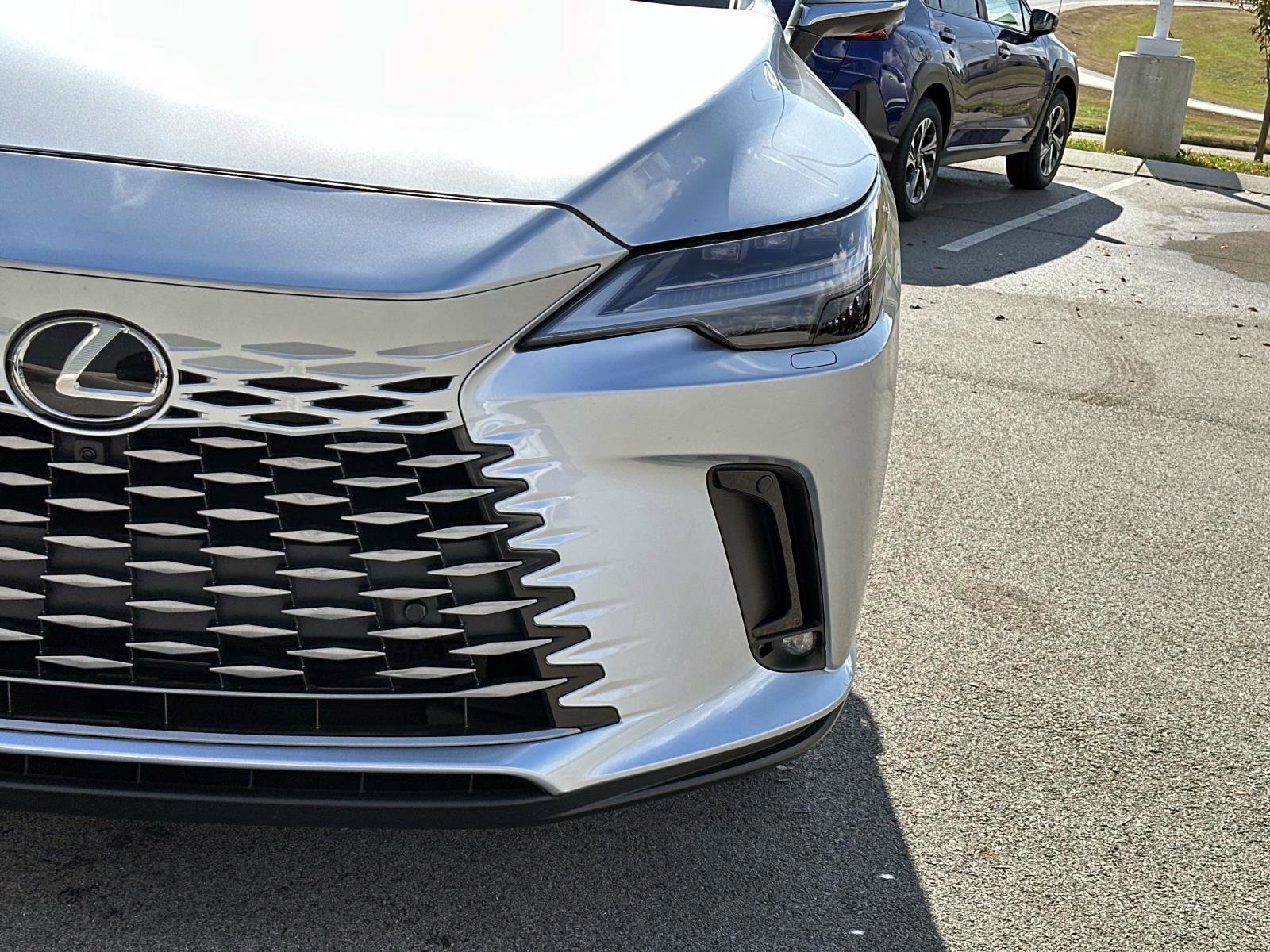 Used 2024 Lexus RX 350 image 11