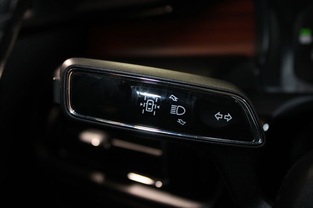 Used 2022 Lincoln Aviator Reserve w/ Equipment Group 201A AWD/4WD image 38