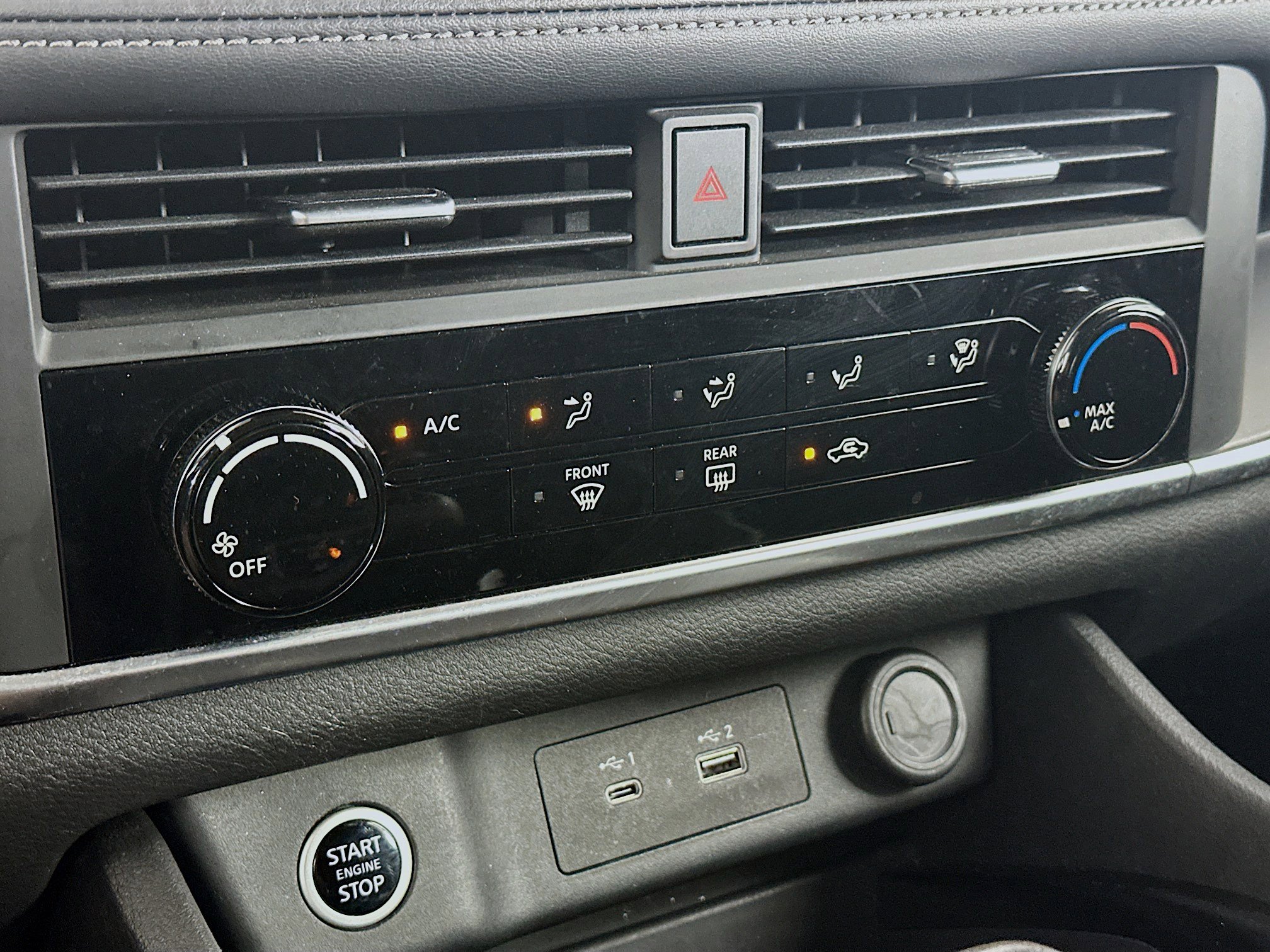 Used 2023 Nissan Rogue S AWD/4WD image 23