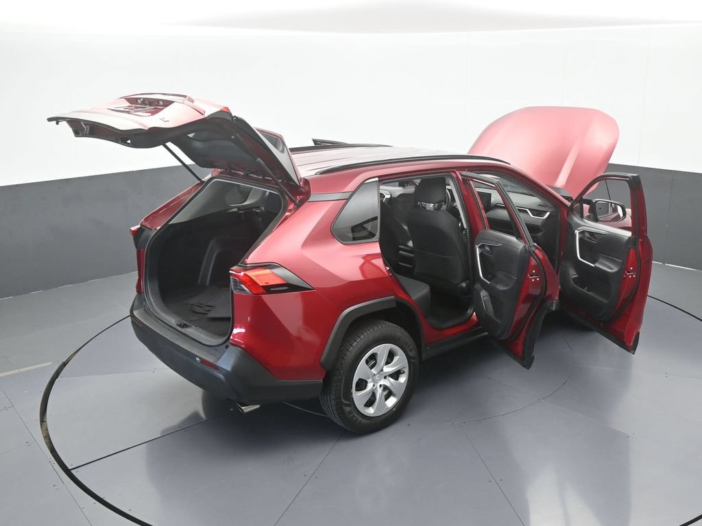 Used 2021 Toyota RAV4 LE FWD image 62