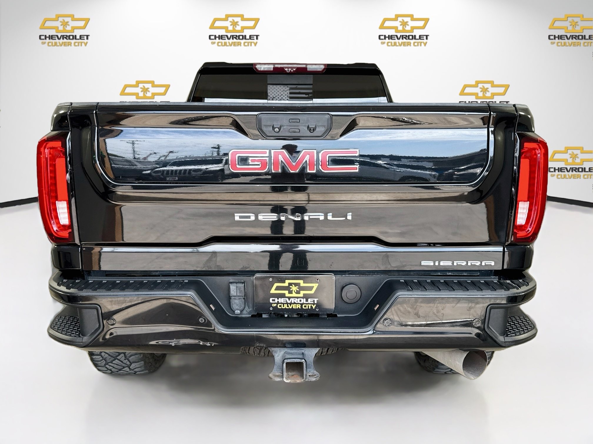 Used 2022 GMC Sierra 3500 Denali w/ Denali Black Diamond Edition AWD/4WD image 7