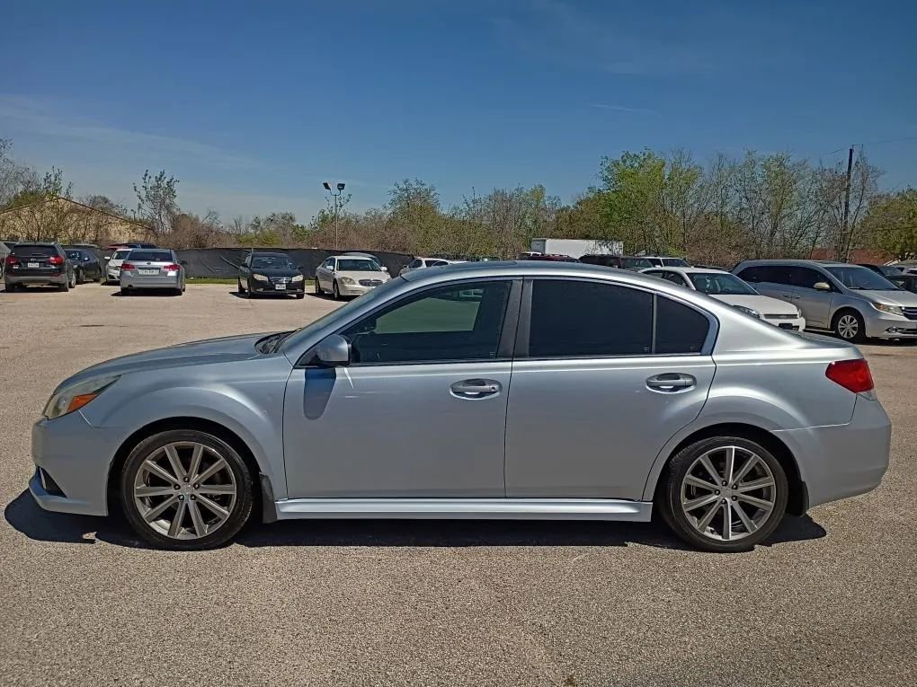 Used 2013 Subaru Legacy 2.5i Sport image 2