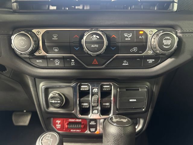 New 2025 Jeep Wrangler Rubicon w/ Steel Bumper Group image 16