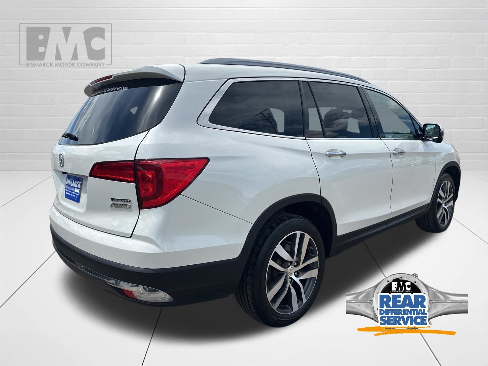 Used 2018 Honda Pilot Touring image 3