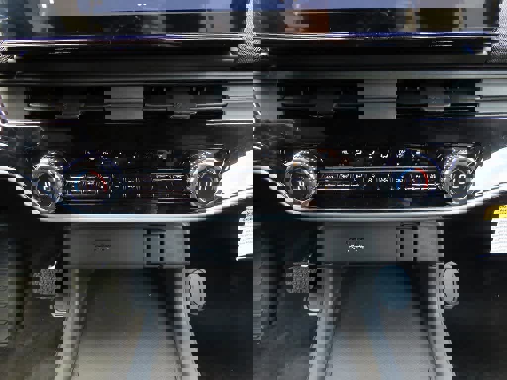 New 2026 Honda Prologue EX image 20