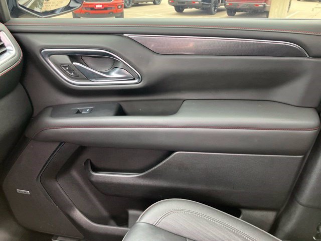 Used 2024 Chevrolet Suburban RST w/ Luxury Package AWD/4WD image 22