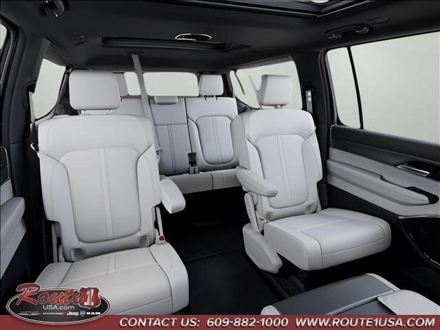 New 2026 Jeep Grand Wagoneer L 4WD w/ Premium Group I image 16