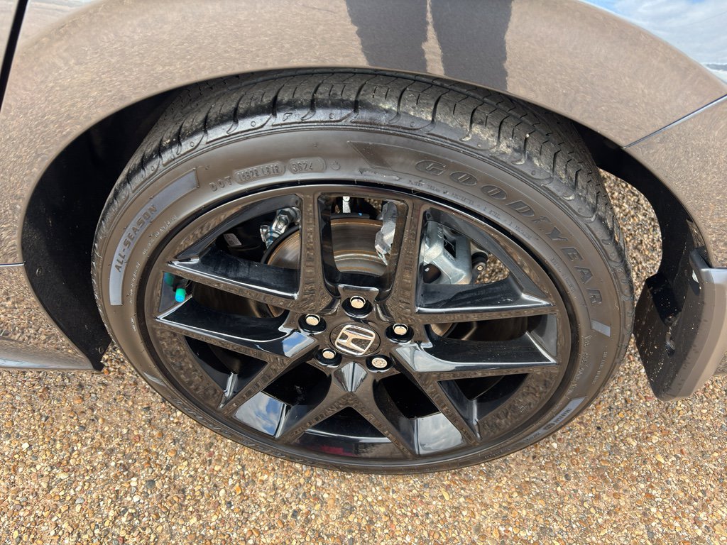 Used 2025 Honda Civic Sport image 11