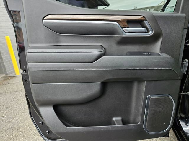 Used 2024 Chevrolet Silverado 1500 RST w/ Convenience Package II AWD/4WD image 17
