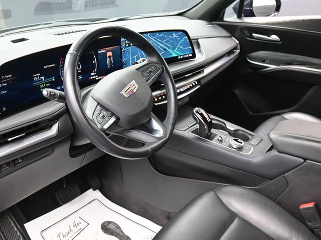 Used 2025 Cadillac XT4 Premium Luxury image 14