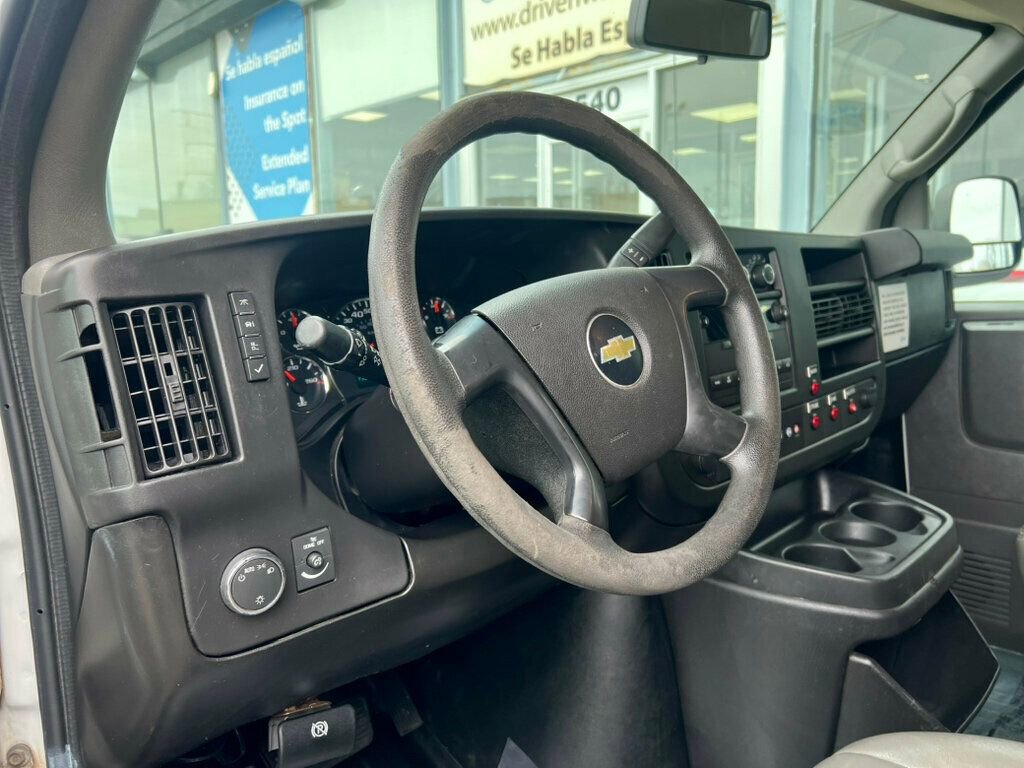 Used 2014 Chevrolet Express 2500 image 13