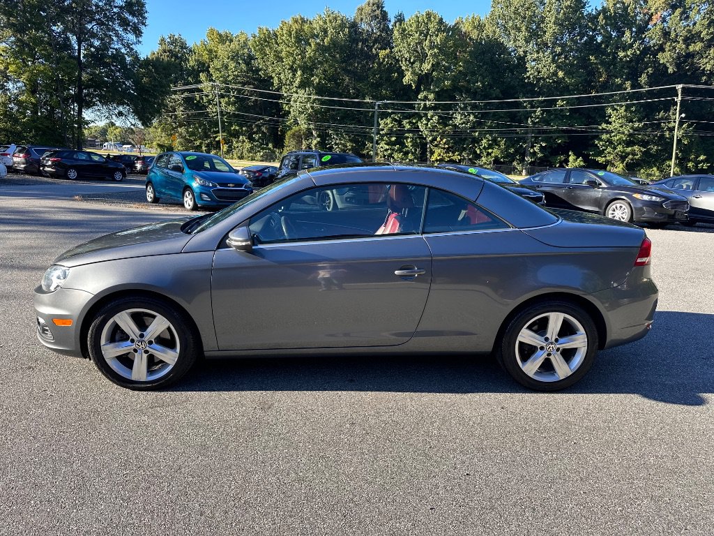 Used 2012 Volkswagen Eos Lux FWD image 5