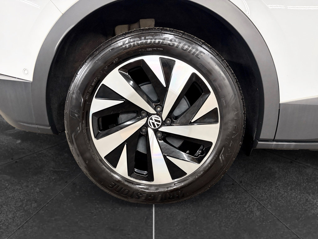 Used 2023 Volkswagen ID.4 Pro AWD/4WD image 35