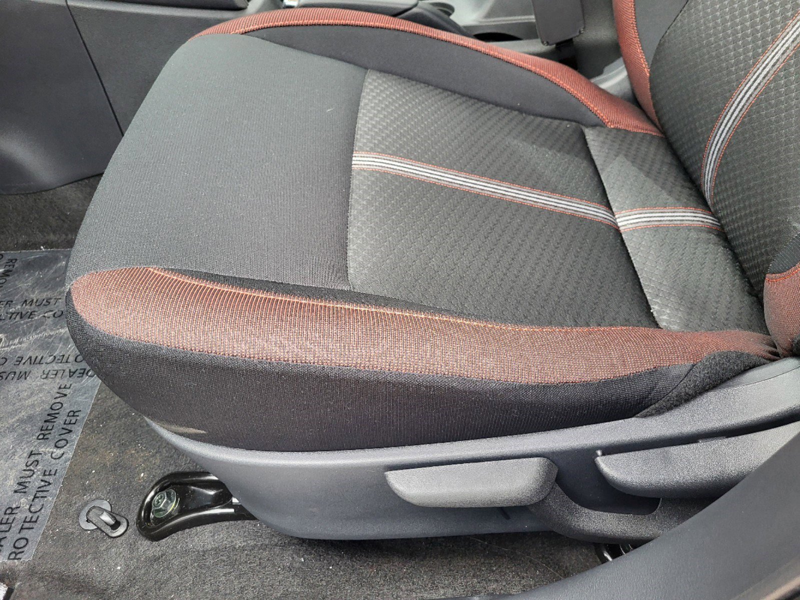 New 2025 Nissan Versa SR w/ Trunk Package image 10