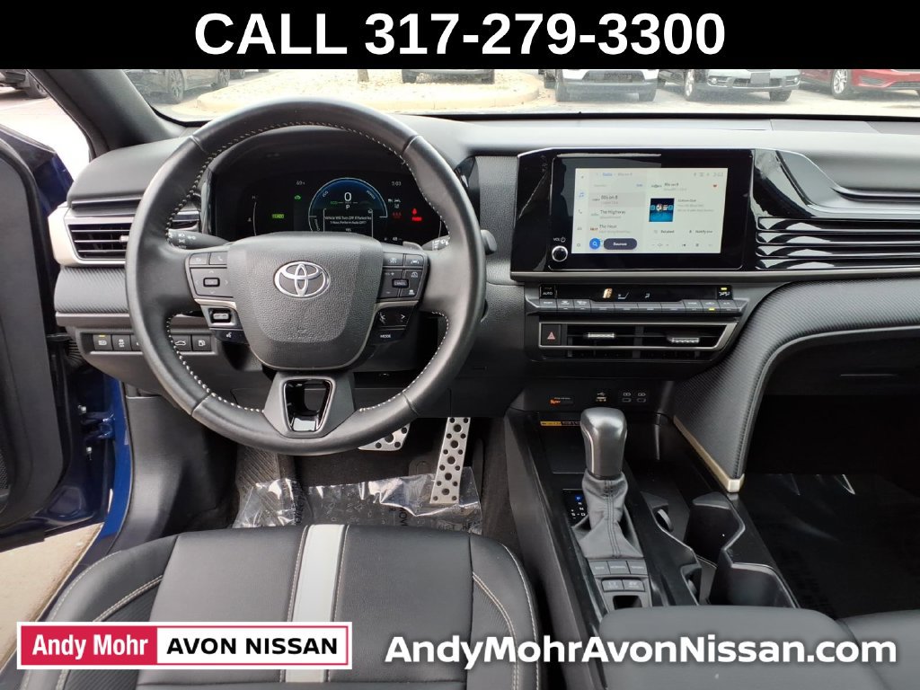 Used 2025 Toyota Camry SE FWD image 40